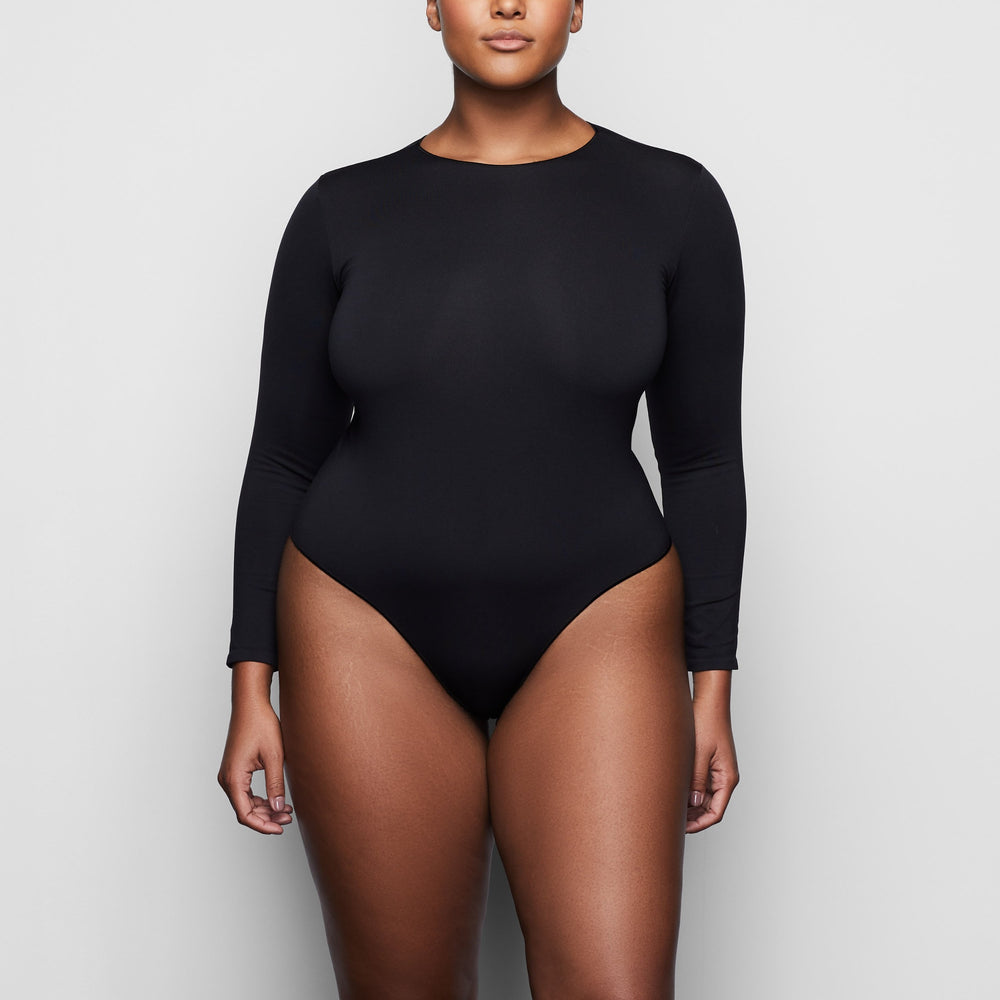 Skims ESSENTIAL CREW NECK Long Sleeve Bodysuit Onyx | CHQS32790