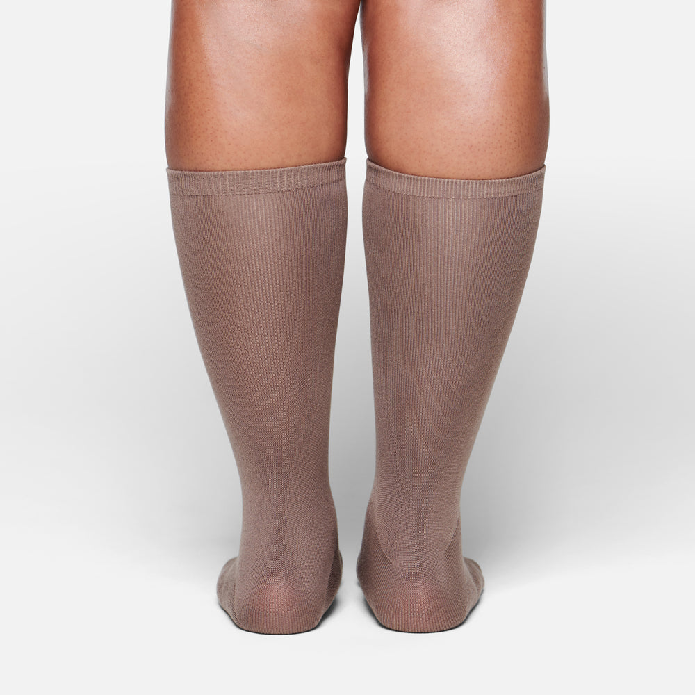 Skims EVERYDAY MID CALF Socks Umber | HPXM12940