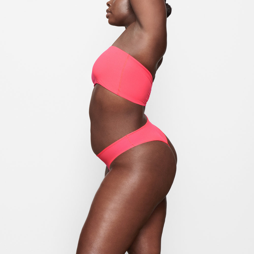 Skims FITS EVERYBODY CHEEKY Brief Ultra Pink | TALK24753