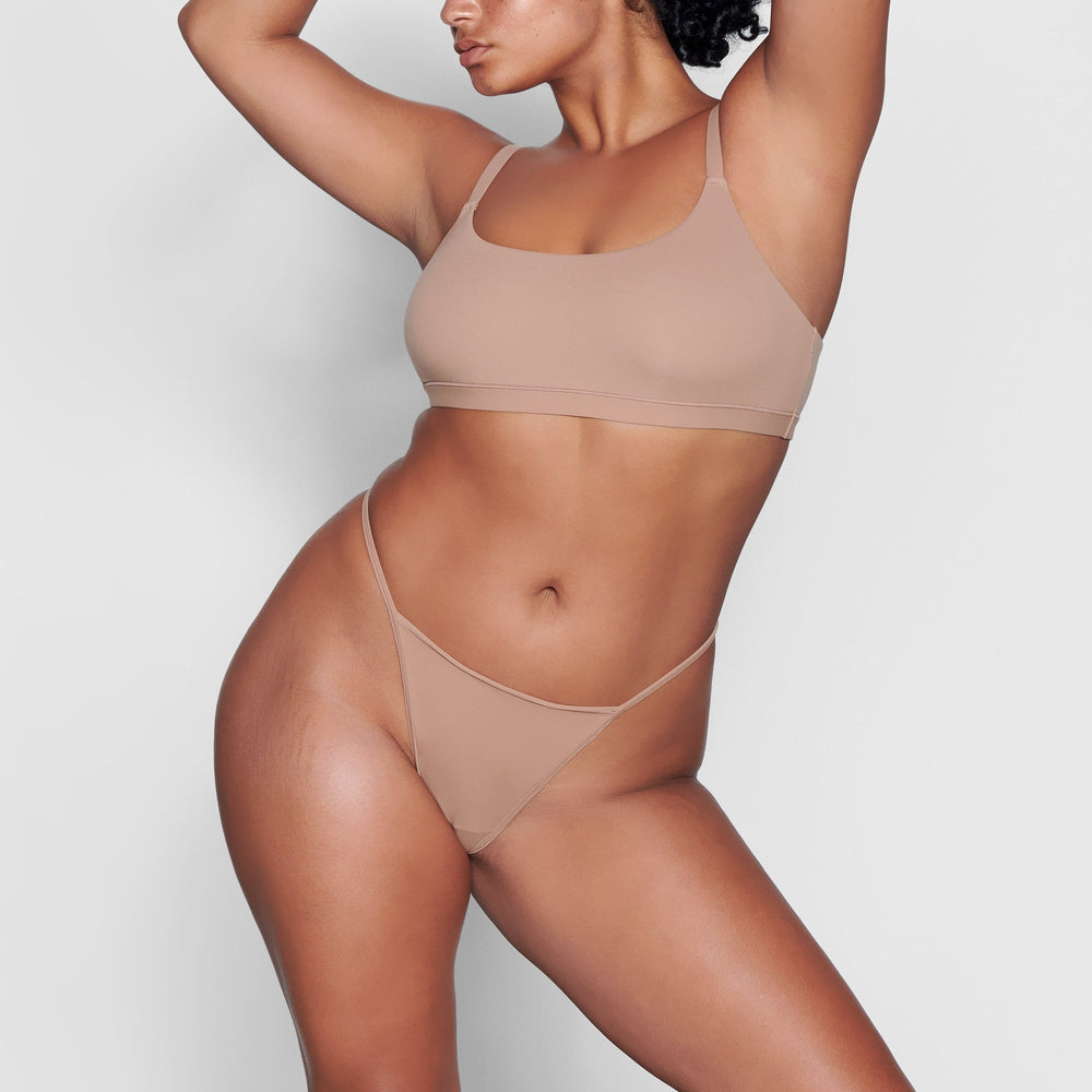 Skims FITS EVERYBODY T STRING Thong Sienna | IBYS68135