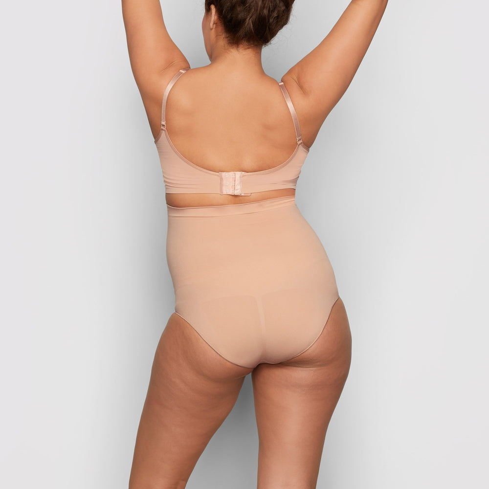 Skims MATERNITY SCULPTING HIGH WAIST BRIEF Maternity Shapewear Sienna | MYJH15607