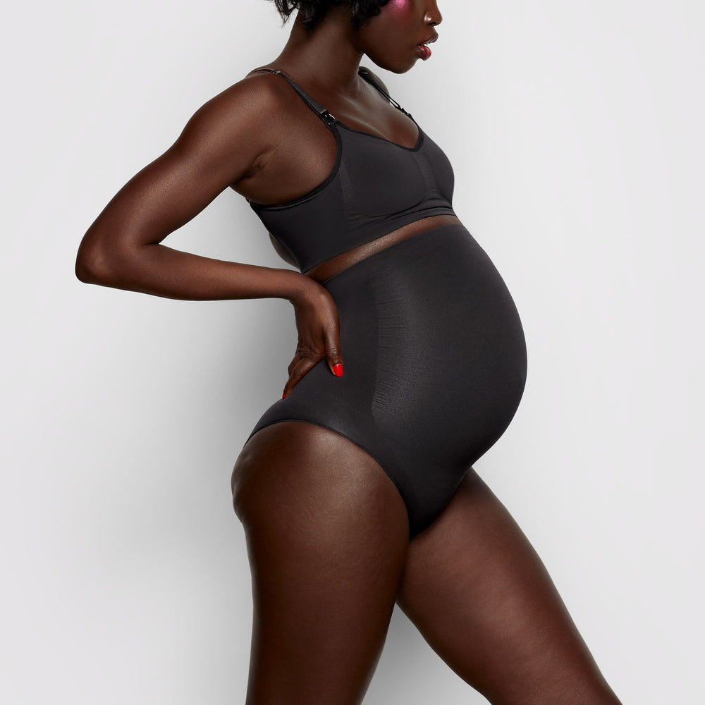 Skims MATERNITY SCULPTING HIGH WAIST BRIEF Maternity Shapewear Onyx | OMPA37690