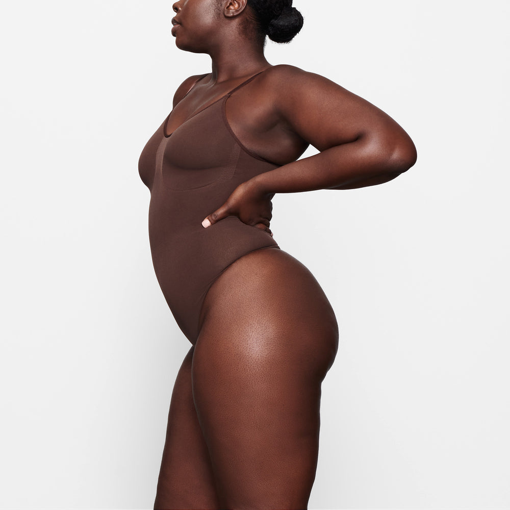 Skims SCULPTING THONG Bodysuit Cocoa | TQLN08765