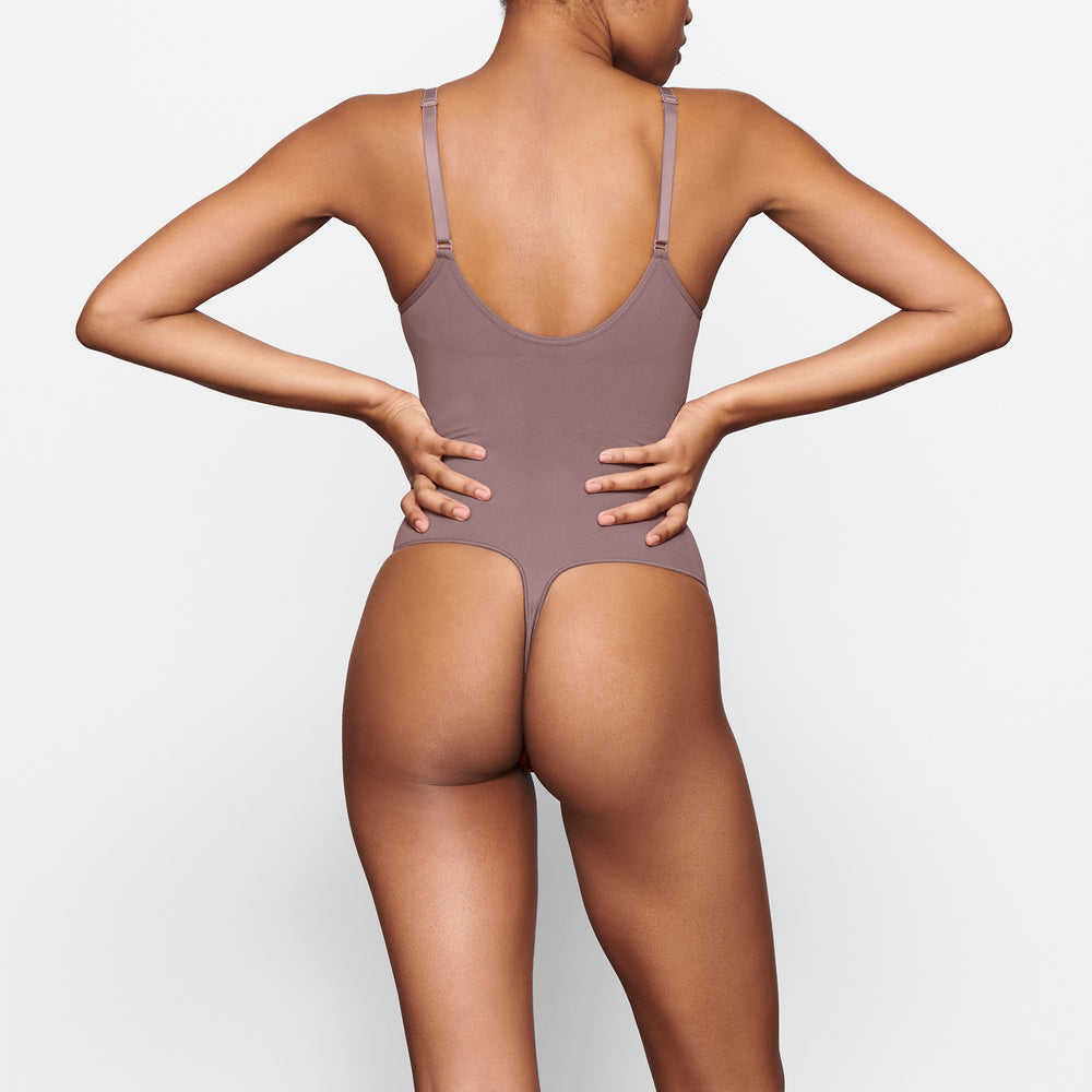 Skims SCULPTING THONG Bodysuit Umber | QCXJ48703