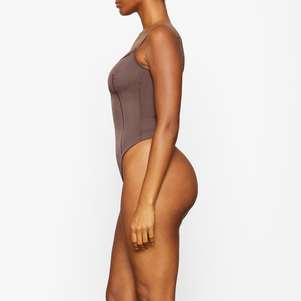 Skims SHEER SCULPT THONG Bodysuit Cocoa | OKUT02163