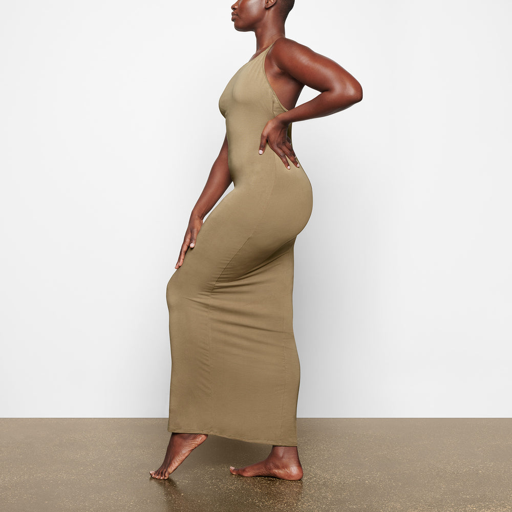 Skims SMOOTH LOUNGE LOW BACK KEYHOLE Dress Khaki | YOKL12065