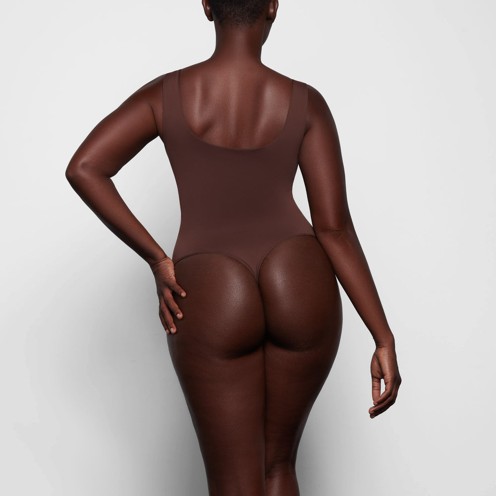 Skims SOFT SMOOTHING Thong Bodysuit Cocoa | VYQB68327