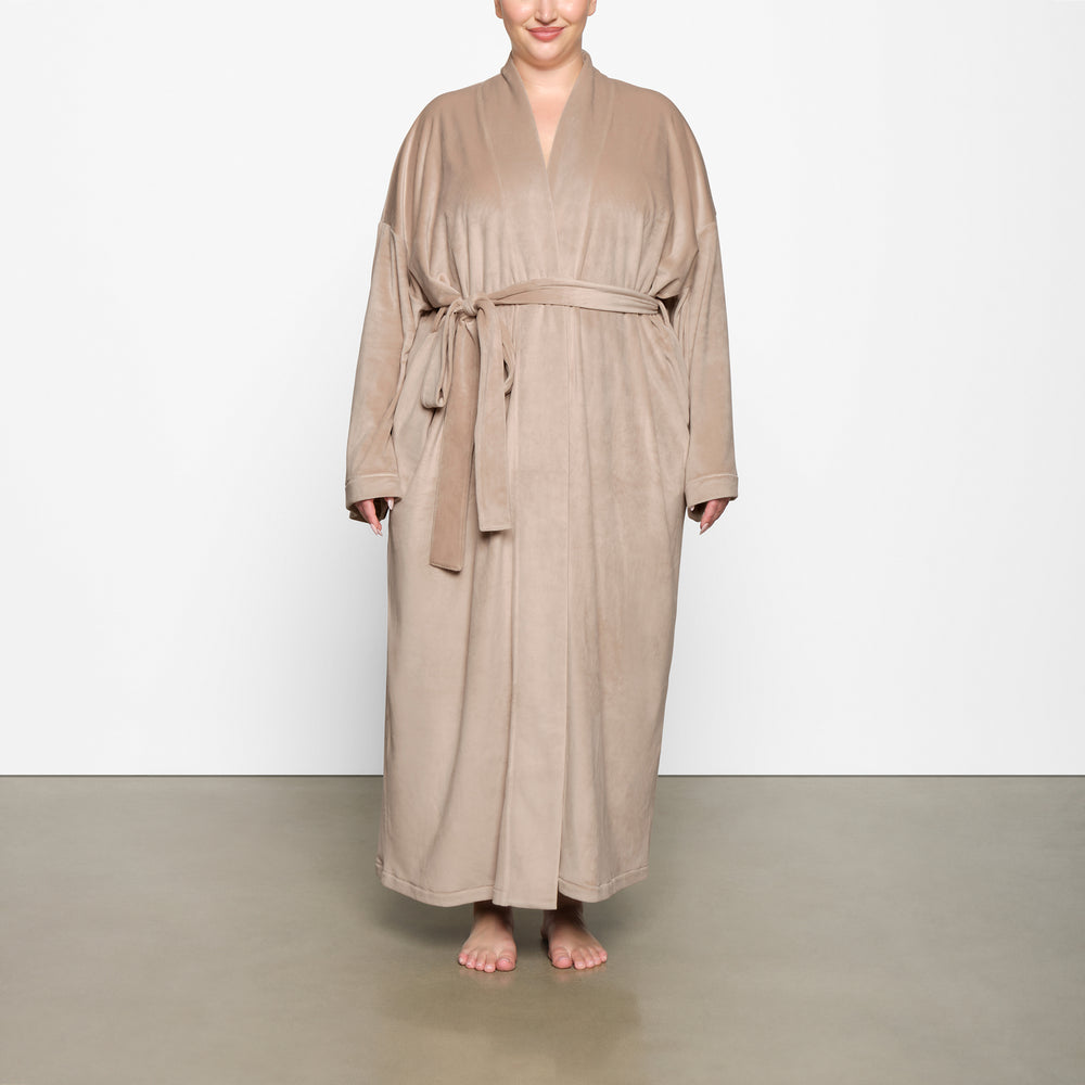 Skims VELOUR WRAP Robe Honey | MTID69785