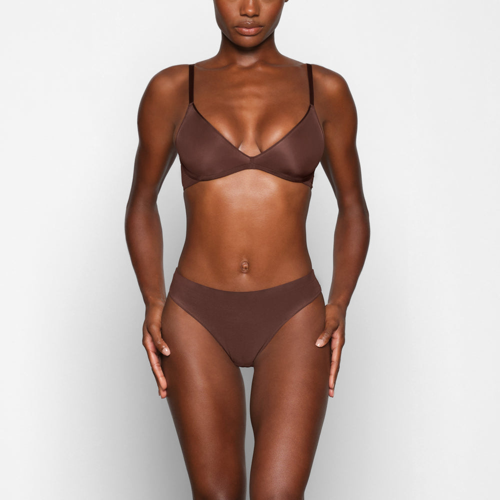 Skims WEIGHTLESS Scoop Neck Bra Cocoa | MSWI35479