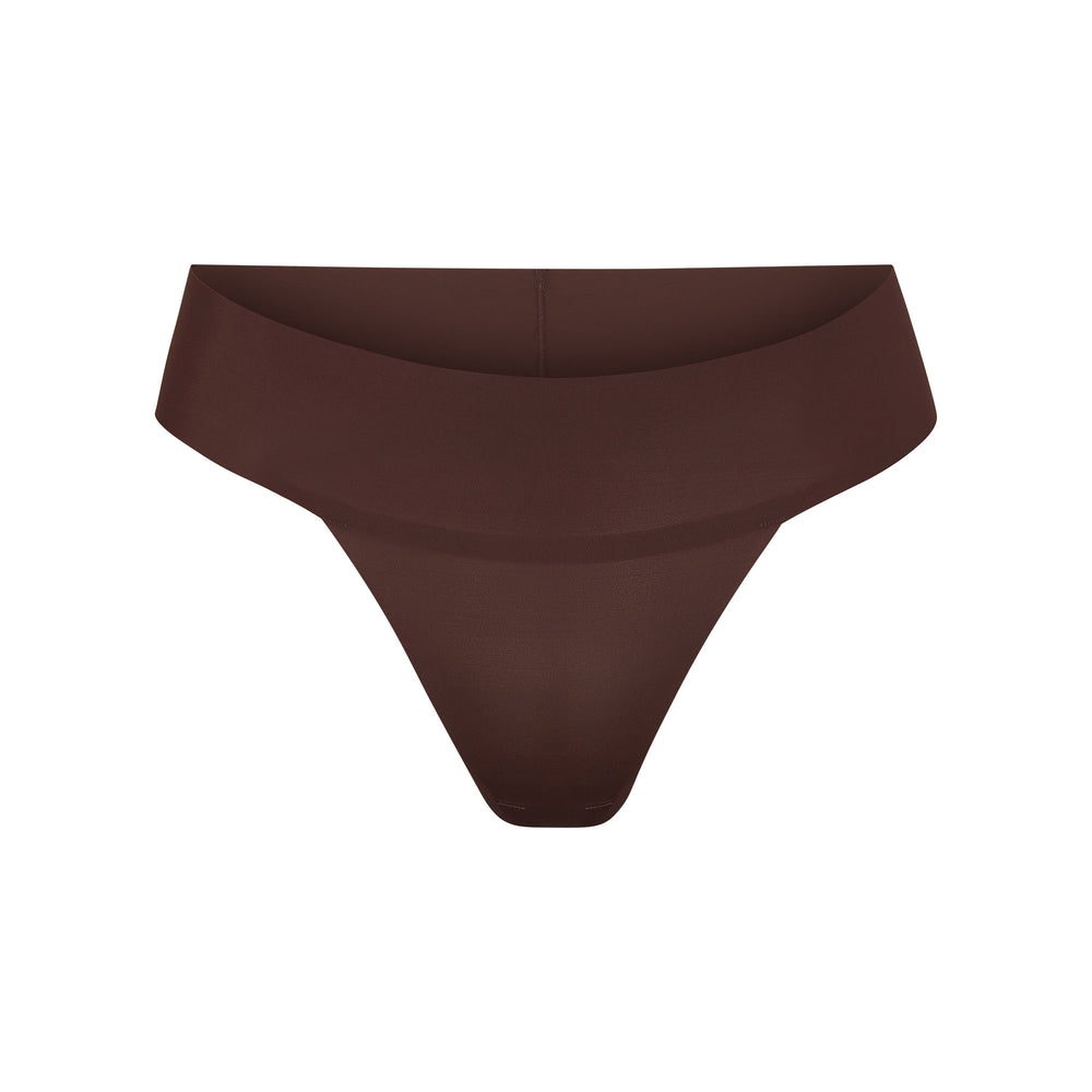 Skims FREE CUT Thong Cocoa | QPME25408