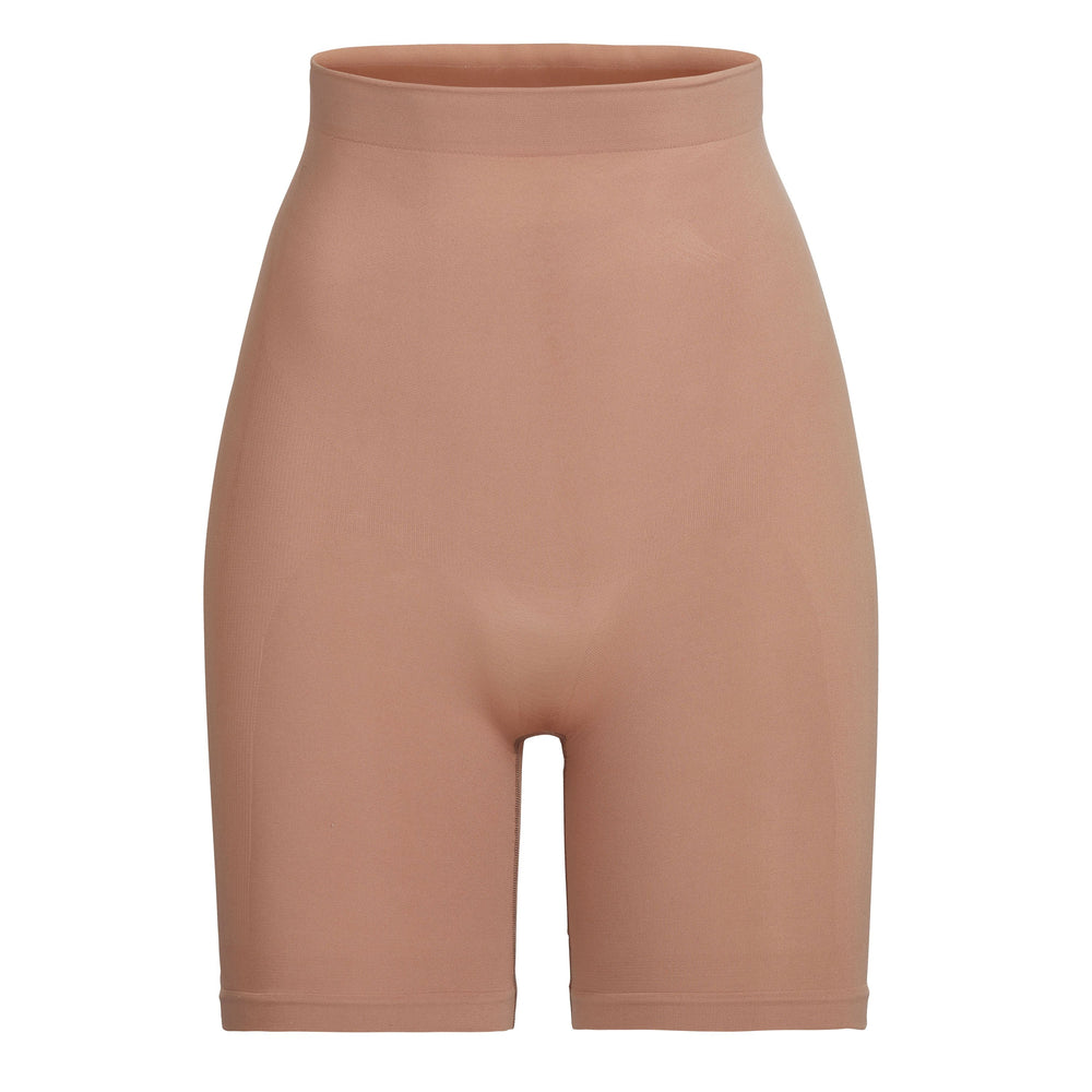 Skims SCULPTING ABOVE THE KNEE Shorts Sienna | XMRI91437